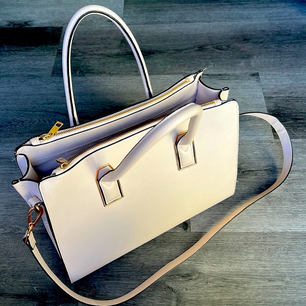 H&M HM hand bag light pink beige color